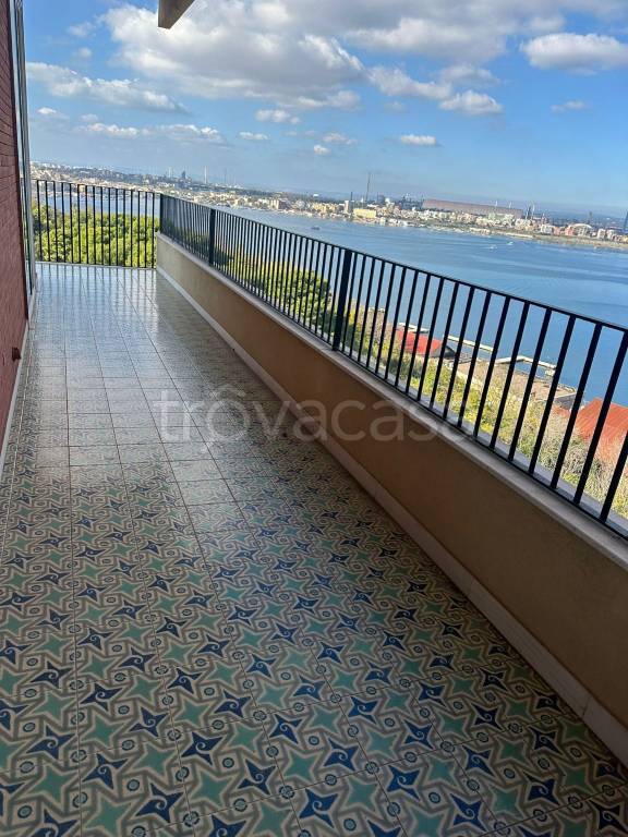 appartamento in vendita a Taranto in zona Borgo