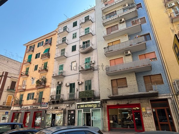 appartamento in vendita a Taranto in zona Tre Carrare-Battisti