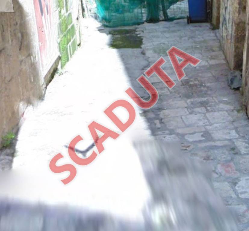 locale commerciale in vendita a Taranto