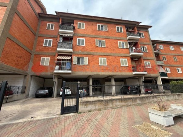 appartamento in vendita a Taranto in zona Lama