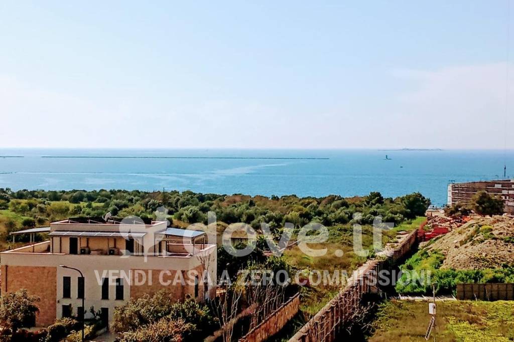 appartamento in vendita a Taranto in zona Italia-Montegranaro