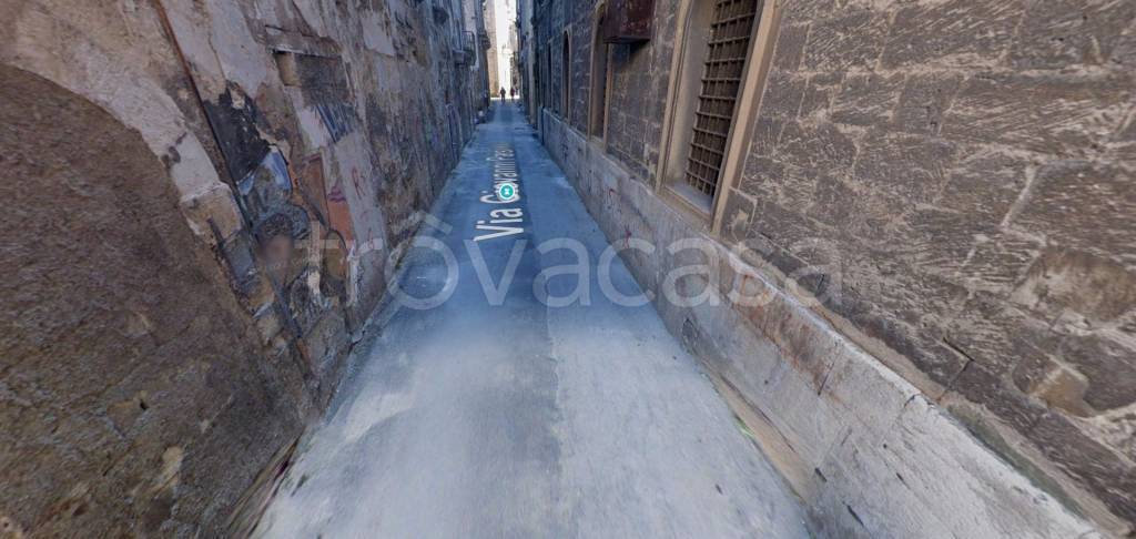 ufficio in vendita a Taranto in zona Borgo Antico