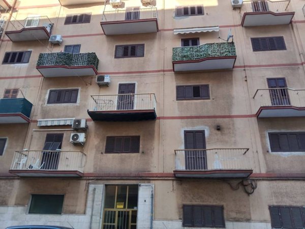 appartamento in vendita a Taranto in zona Tre Carrare-Battisti