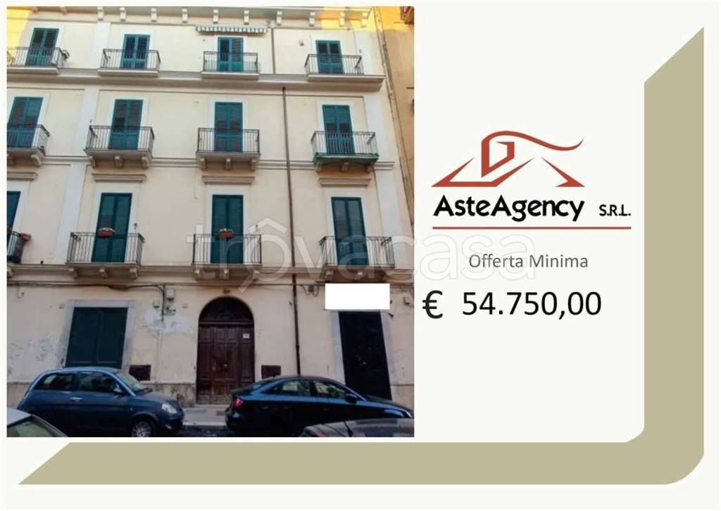 appartamento in vendita a Taranto in zona Borgo