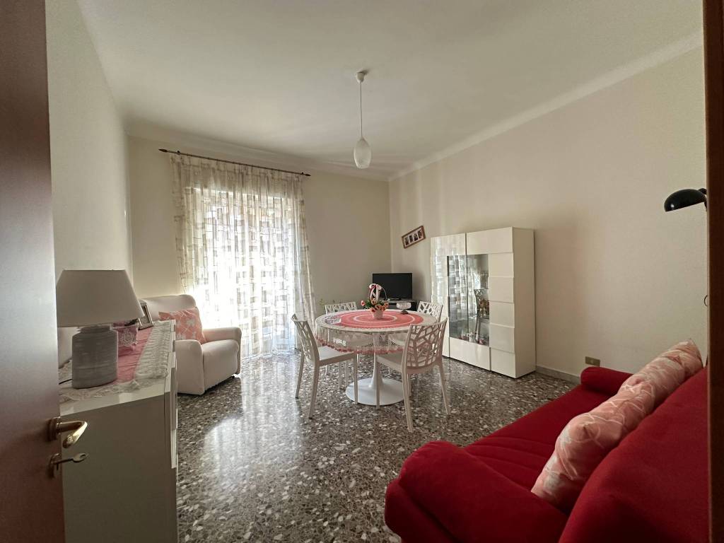 appartamento in vendita a Taranto in zona Tre Carrare-Battisti