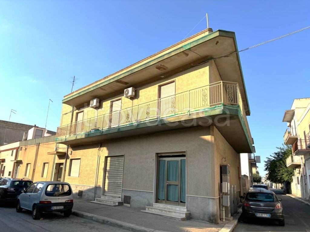 appartamento in vendita a Taranto in zona Talsano