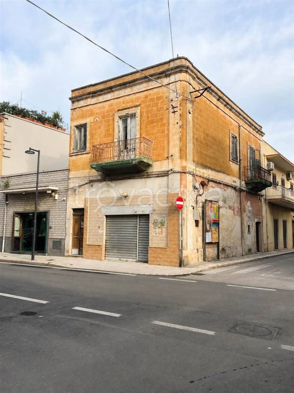 appartamento in vendita a Taranto in zona Talsano