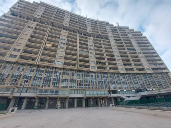 ufficio in vendita a Taranto in zona Tre Carrare-Battisti