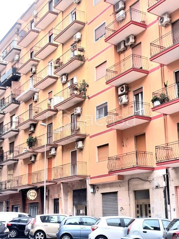 negozio in vendita a Taranto in zona Italia-Montegranaro