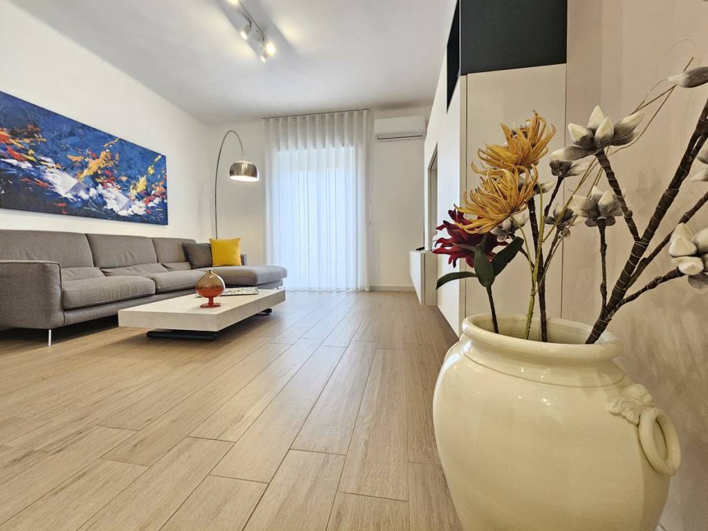 appartamento in vendita a Taranto in zona Italia-Montegranaro