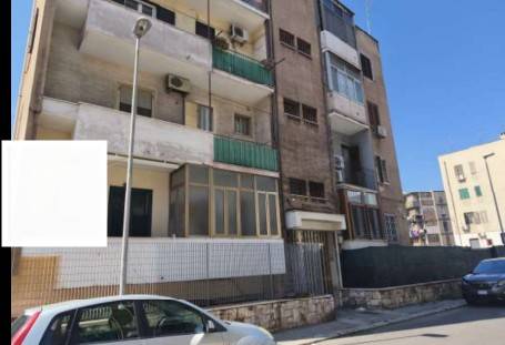 appartamento in vendita a Taranto in zona Tamburi-Croce
