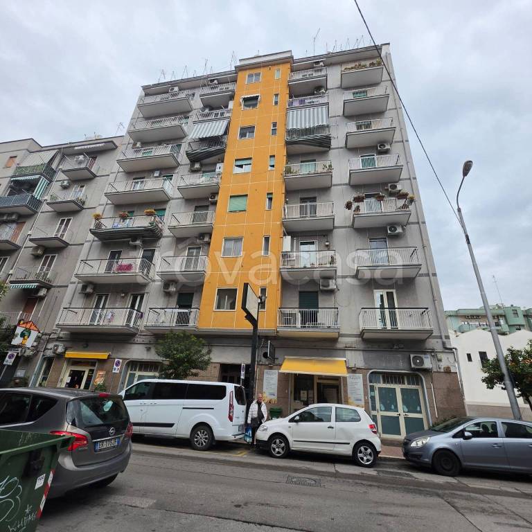 appartamento in vendita a Taranto in zona Tre Carrare-Battisti