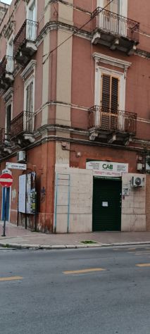 locale commerciale in vendita a Taranto in zona Borgo