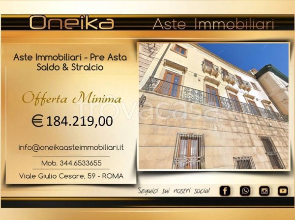 appartamento in vendita a Taranto in zona Borgo Antico