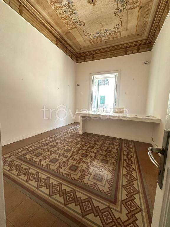 appartamento in vendita a Taranto in zona Borgo