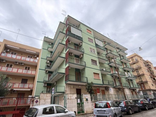 appartamento in vendita a Taranto in zona Tre Carrare-Battisti