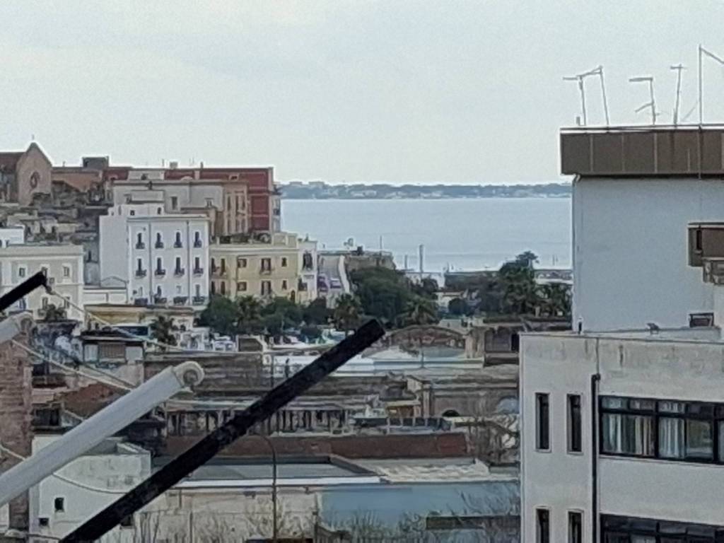 appartamento in vendita a Taranto in zona Tamburi-Croce