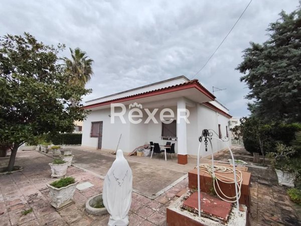 casa indipendente in vendita a Taranto in zona San Vito