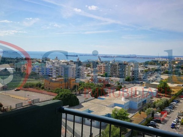 appartamento in vendita a Taranto in zona Solito-Corvisea