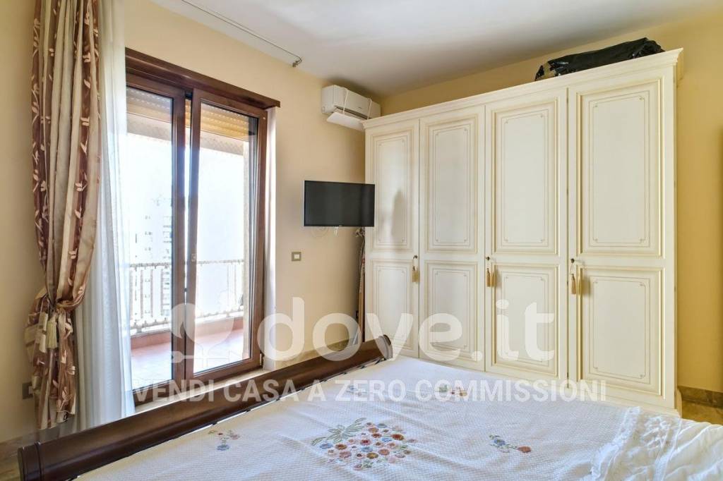 appartamento in vendita a Taranto in zona Tre Carrare-Battisti