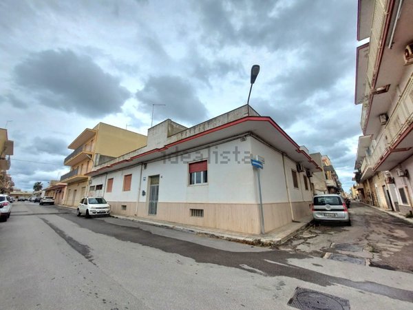 appartamento in vendita a Taranto in zona Talsano