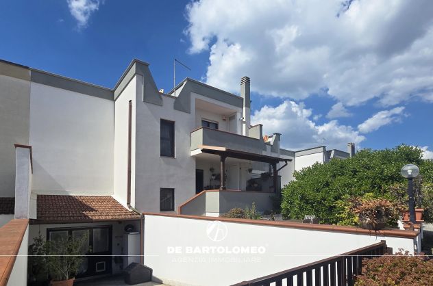 casa indipendente in vendita a Taranto in zona Talsano