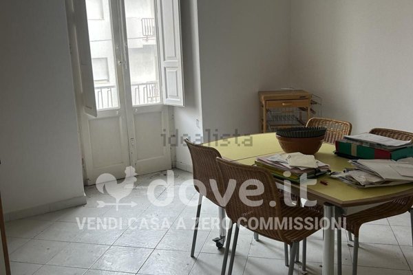 appartamento in vendita a Taranto in zona Borgo