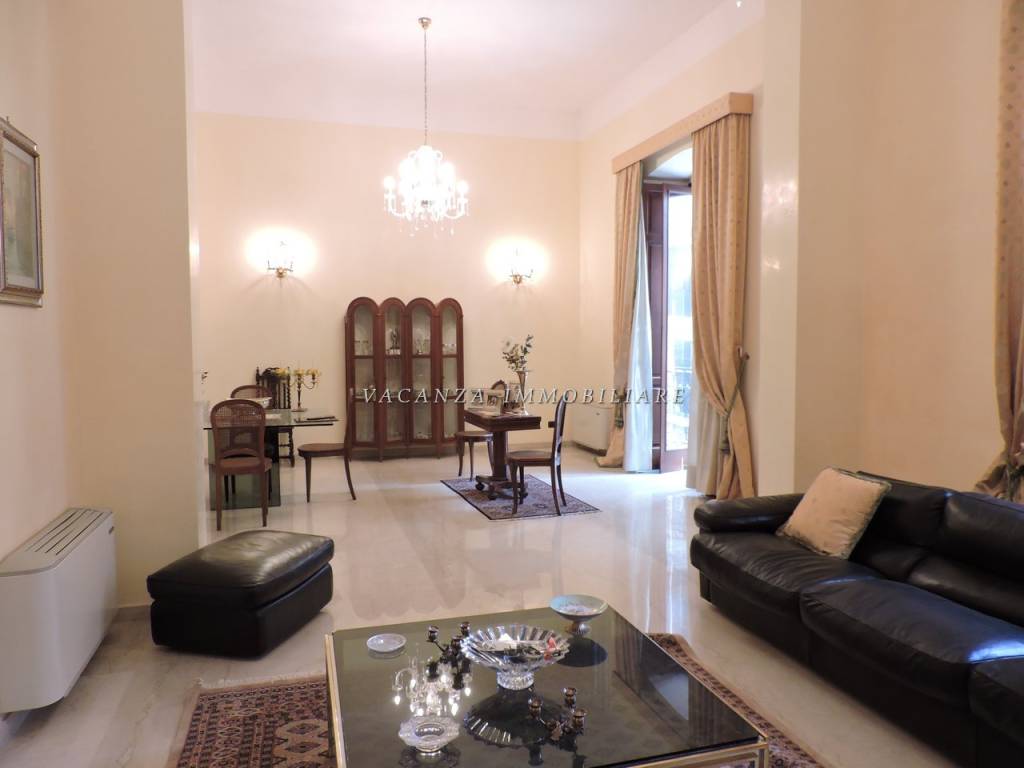 appartamento in vendita a Taranto in zona Borgo