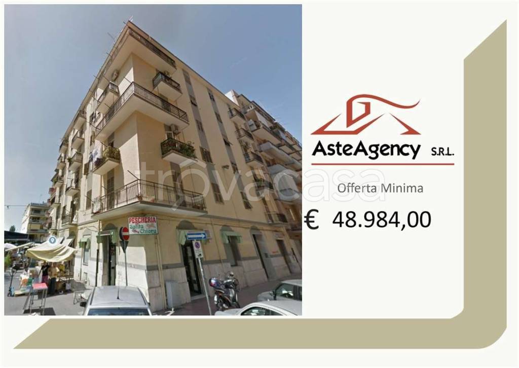 appartamento in vendita a Taranto in zona Italia-Montegranaro