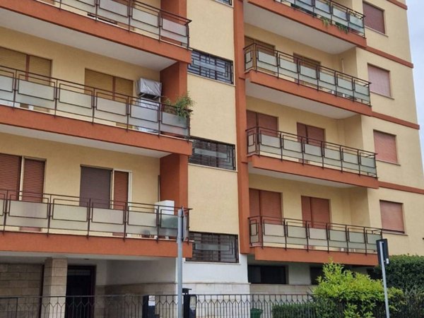 appartamento in vendita a Taranto in zona Italia-Montegranaro