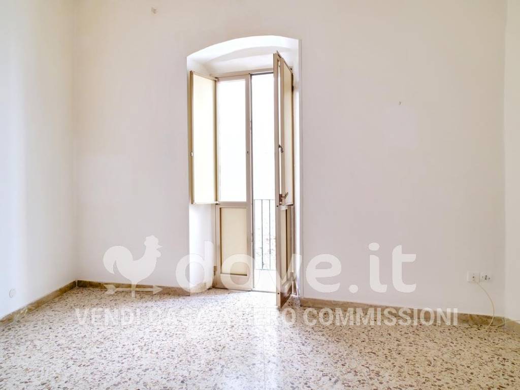 appartamento in vendita a Taranto in zona Borgo Antico