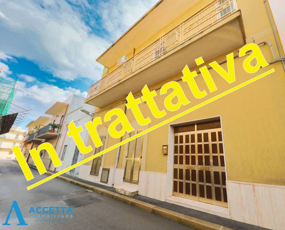 appartamento in vendita a Taranto in zona Carelli