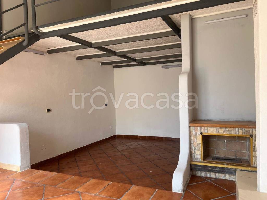 negozio in vendita a Taranto in zona Talsano