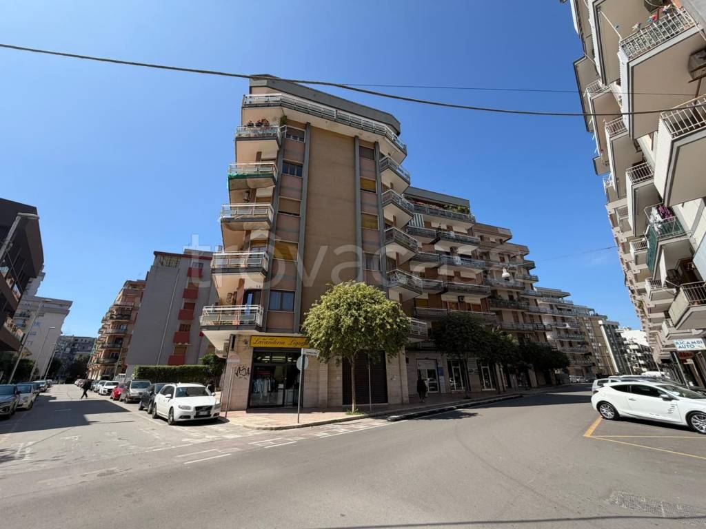 appartamento in vendita a Taranto in zona Italia-Montegranaro