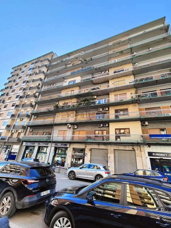 appartamento in vendita a Taranto in zona Tre Carrare-Battisti