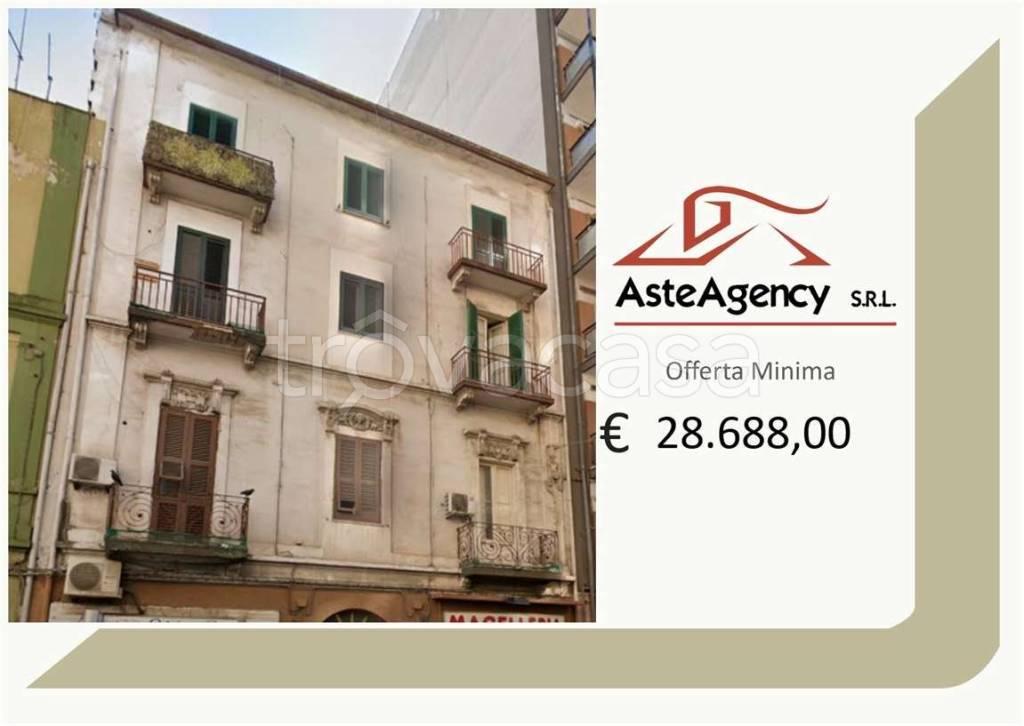 appartamento in vendita a Taranto in zona Tre Carrare-Battisti