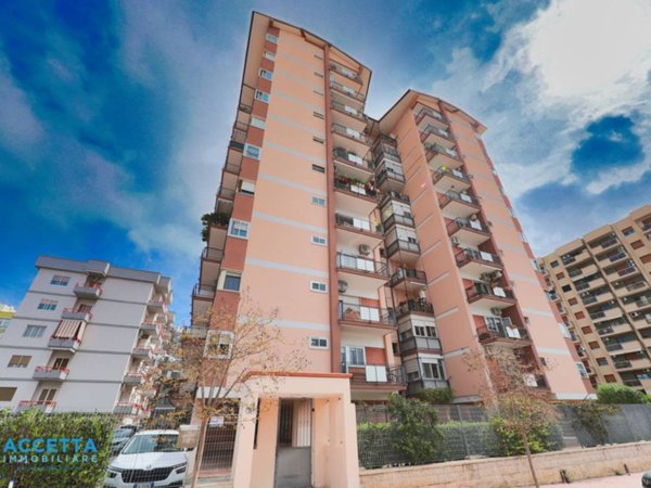 appartamento in vendita a Taranto in zona Solito-Corvisea