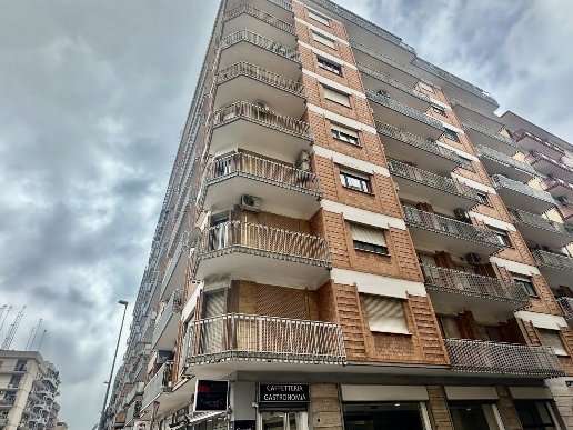 appartamento in vendita a Taranto in zona Italia-Montegranaro