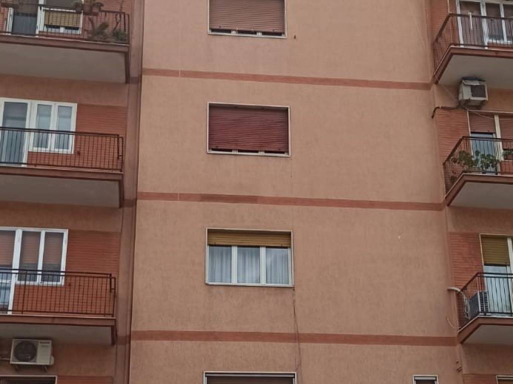 appartamento in vendita a Taranto in zona Tre Carrare-Battisti