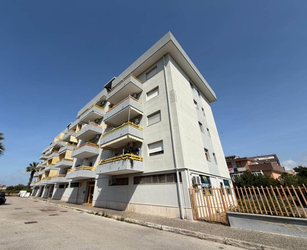 appartamento in vendita a Taranto in zona Talsano