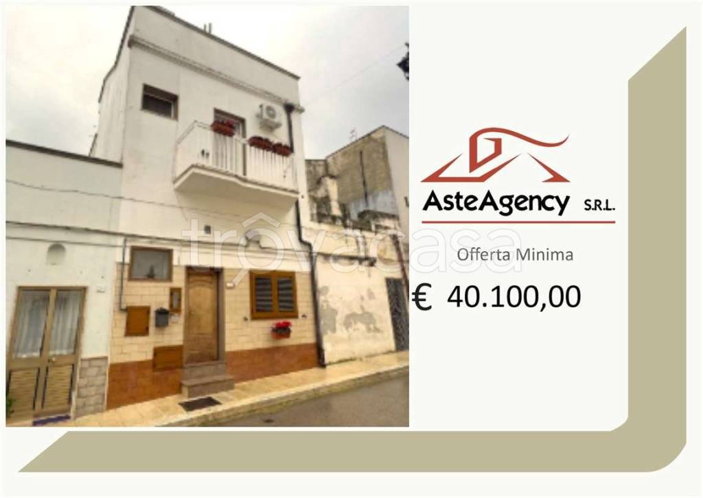 appartamento in vendita a Taranto in zona Borgo