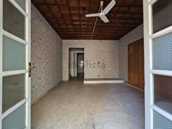 locale commerciale in vendita a Taranto in zona Tre Carrare-Battisti