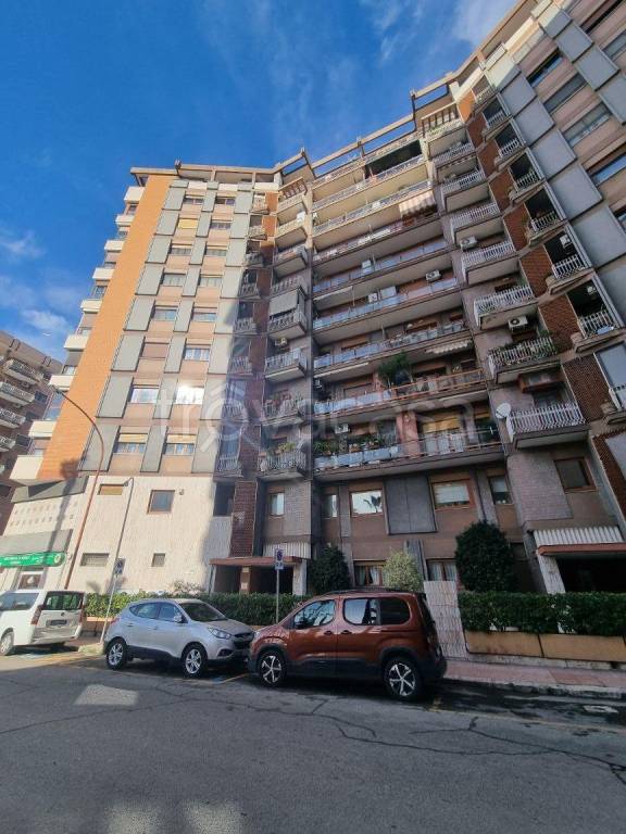 appartamento in vendita a Taranto in zona Italia-Montegranaro