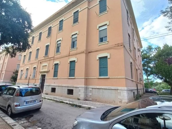 appartamento in vendita a Taranto in zona Tre Carrare-Battisti