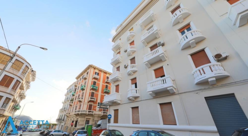appartamento in vendita a Taranto in zona Borgo