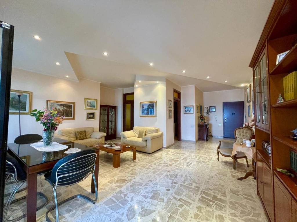 appartamento in vendita a Taranto in zona Solito-Corvisea