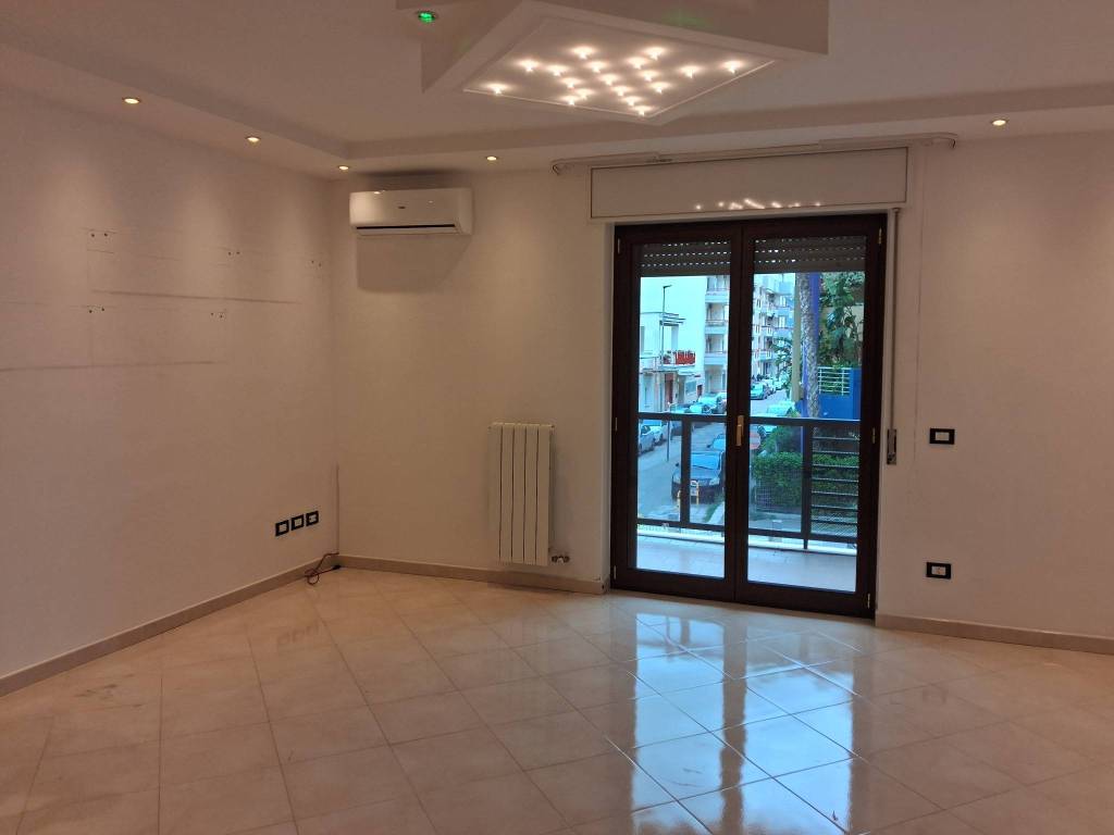 appartamento in vendita a Taranto in zona Solito-Corvisea