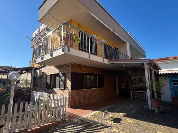 casa indipendente in vendita a Taranto in zona Talsano