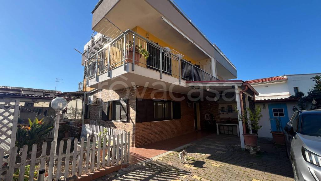 casa indipendente in vendita a Taranto in zona Talsano