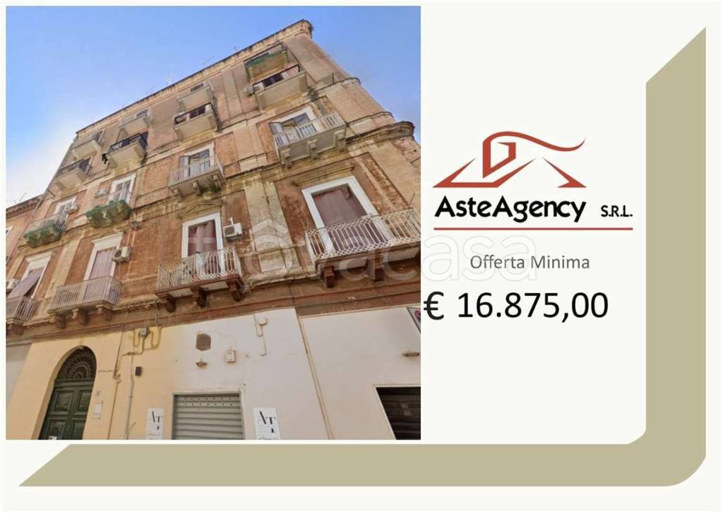 appartamento in vendita a Taranto in zona Borgo